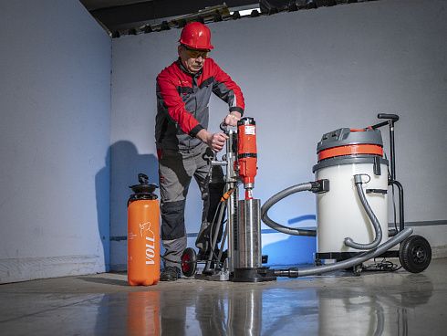 Комплект для алмазного сверления VOLL INDUSTRIAL V-Kit 160, применение с пылесосом