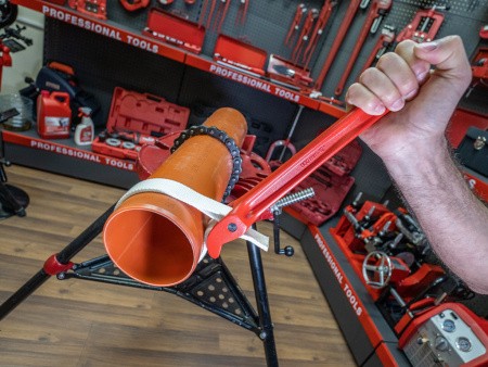 Ремешковый ключ VOLL для труб до 3